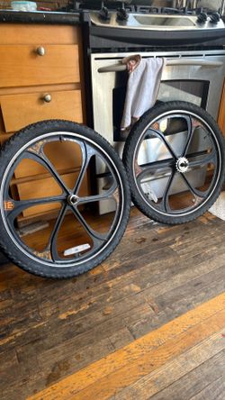 24” Bmx bike aluminum mag wheels $30