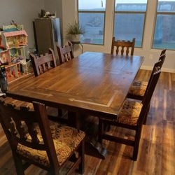 Kitchen Table Brown With 6 Chairs 480 Or Best Offer