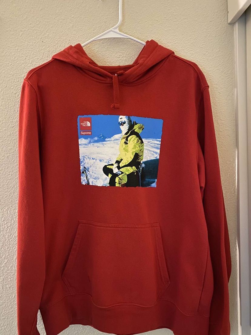 NORTH FACE SUPREME HOODIE