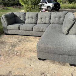 *FREE DELIVERY* Gray Ashley Furniture 2 Piece Sectional 