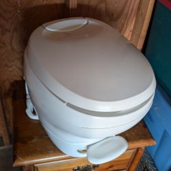 New RV Toilet 