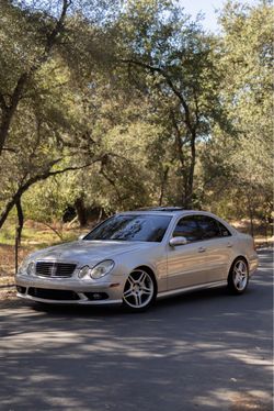 2005 Mercedes-Benz E-Class