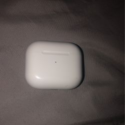 Apple AirPods (3rd generation) with Lightning Charging Case