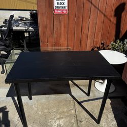 BLACK TABLE - GREAT DEAL