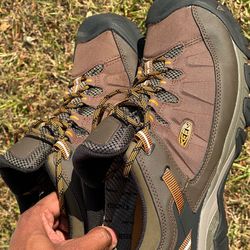 Size 17 KEEN Men's Targhee EXP Waterproof Hiking Shoes feature a breathable membrane for waterproofing and are designed for trail hiking