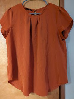 Dokotoo shirt M