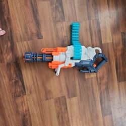 X Shot Minigun Nerf Gun