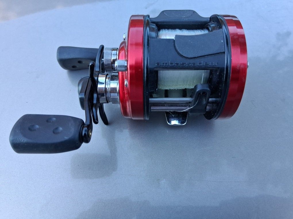 Ambassadeur S Line Counter Round Baitcast Fishing Reel 6500S LC