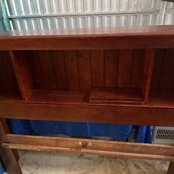 Headboard - bookcase style - Queen size