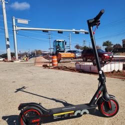 Electric Scooter E-Scooter iScooter I8 15MPH 18 MILE RANGE