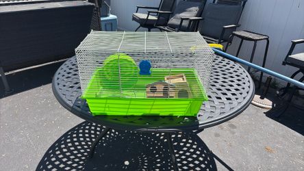 Hamster/Small animal cage with accessories