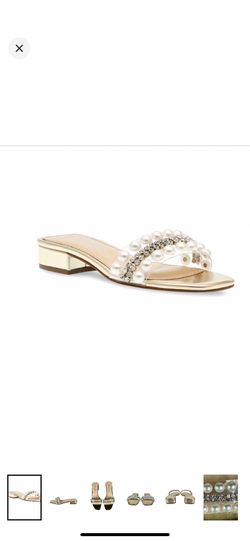 Betsey Johnson good clear Pearl crystal slides new size 7.5