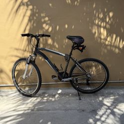Schwinn Mirada mountain bike