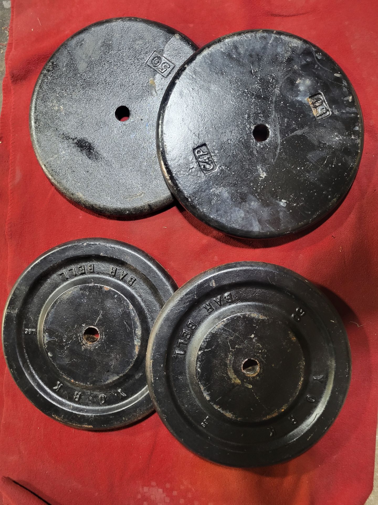 1" HOLE 50LB PLATES TOTAL 200lbs
4-50s
11525 S HALSTED DUNKIN DONUTS/7111 S WESTE1RN WALGREENS
160$ CASH ONLY AS IS