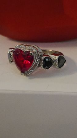 4ct Garnet & Black Onyx Heart Ring – 925 Sterling Silver Size 9