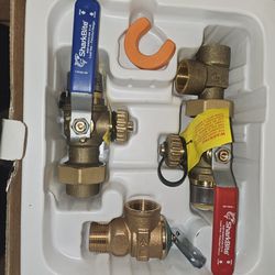 SharkBite 25374 3/4" Push to Connect Tankless Water Heater Valves


