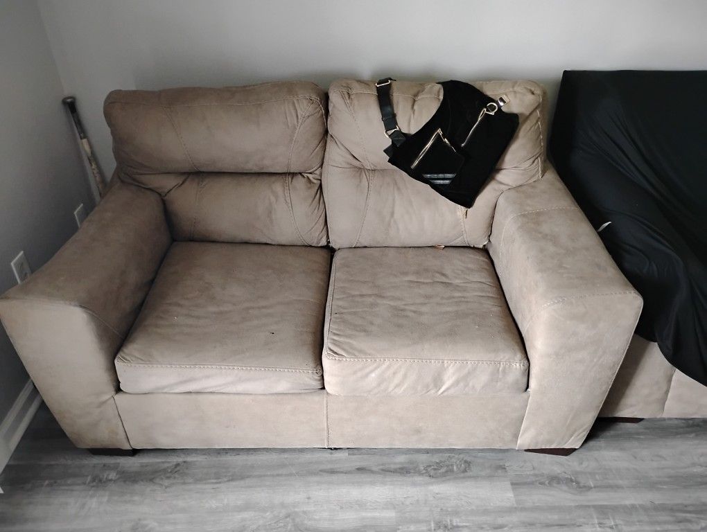Couch Set