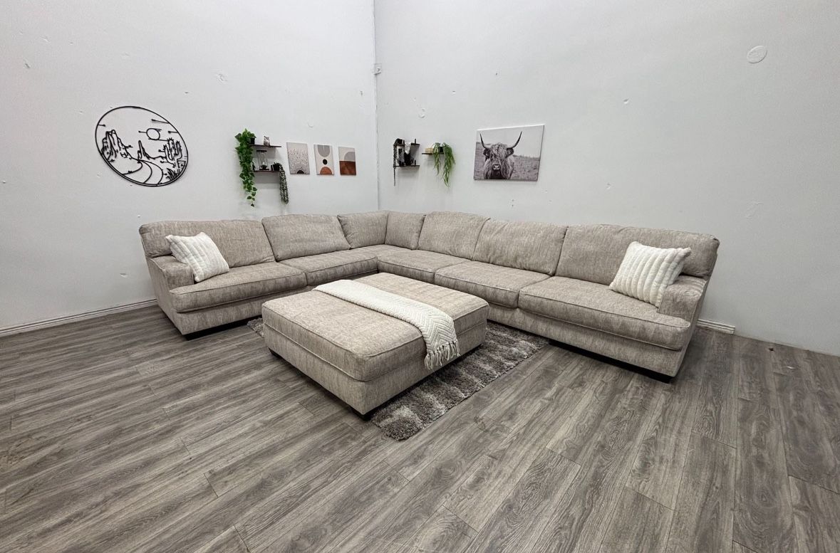 Cream Sectional Couch - Free Delivery