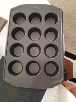 Wilton 12 Standard Cupcake Pan