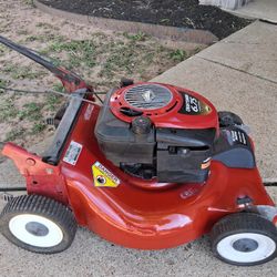 Craftsman 6.75 Self Propelled Lawn Mower 