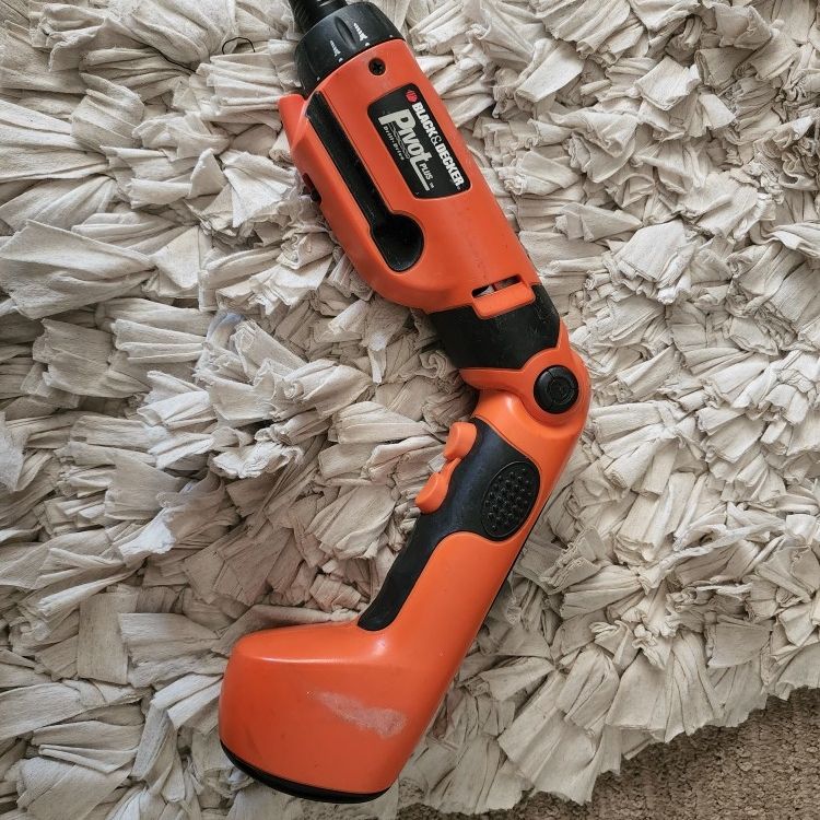 Drill Black decker pivot plus for Sale in North Las Vegas NV OfferUp