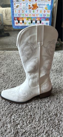 Women’s Cowgirl boots size 7.5