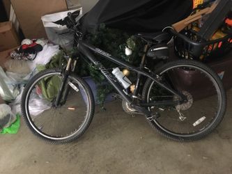 Giant STP High End Mountain Bike for Sale in Los Angeles CA