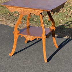 Antique Victorian Carved Tiger Oak End Table c. Late 1800s