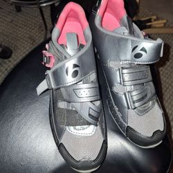 Bontrager Evoke Dix Road Cycling Shoes Womens Girls 6.5 Bicycling  Gray/pink