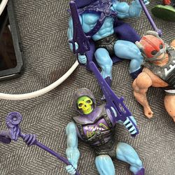 Lot Of 10 Original He-man Toys And Weapons