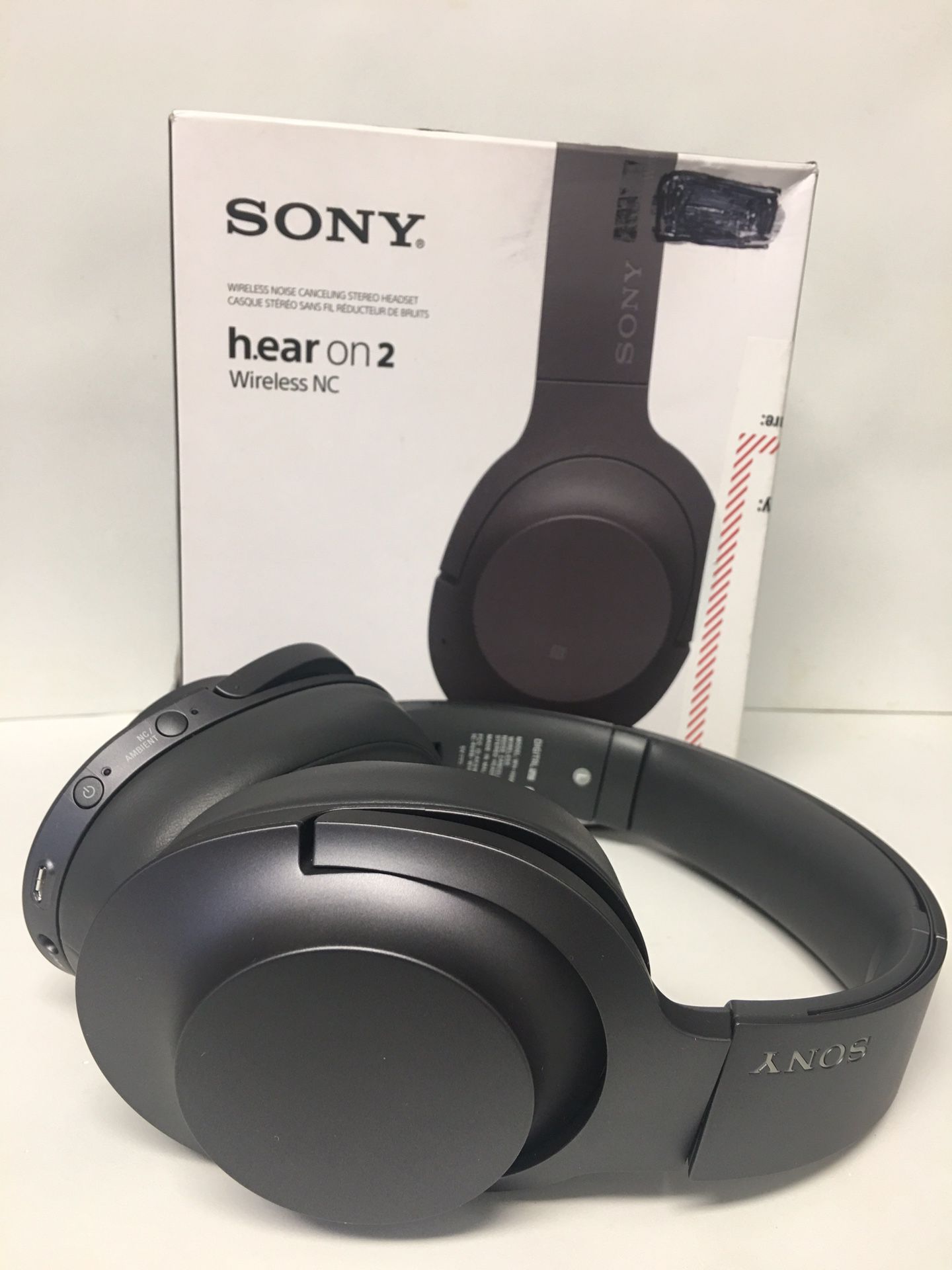 SONY h ear on 2 wireless Nc Headphones NEW