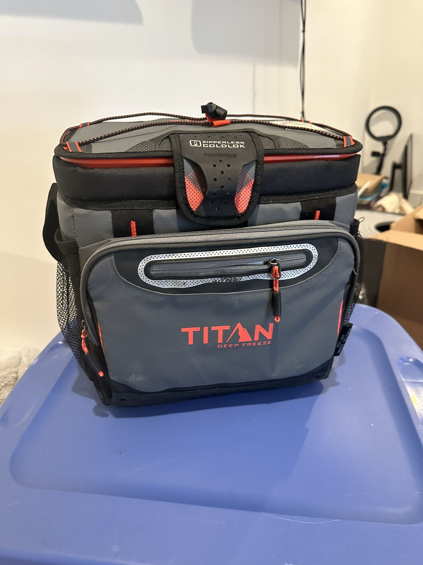 Titan 12 Can Cooler