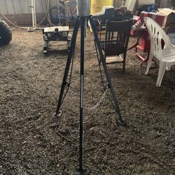 5th Wheel Tri Pod