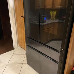 Samsung Bespoke Smart Fridge 