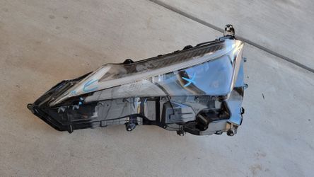 Lexus UX250H Left LED Headlight