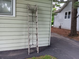 Aluminum Extension Ladder