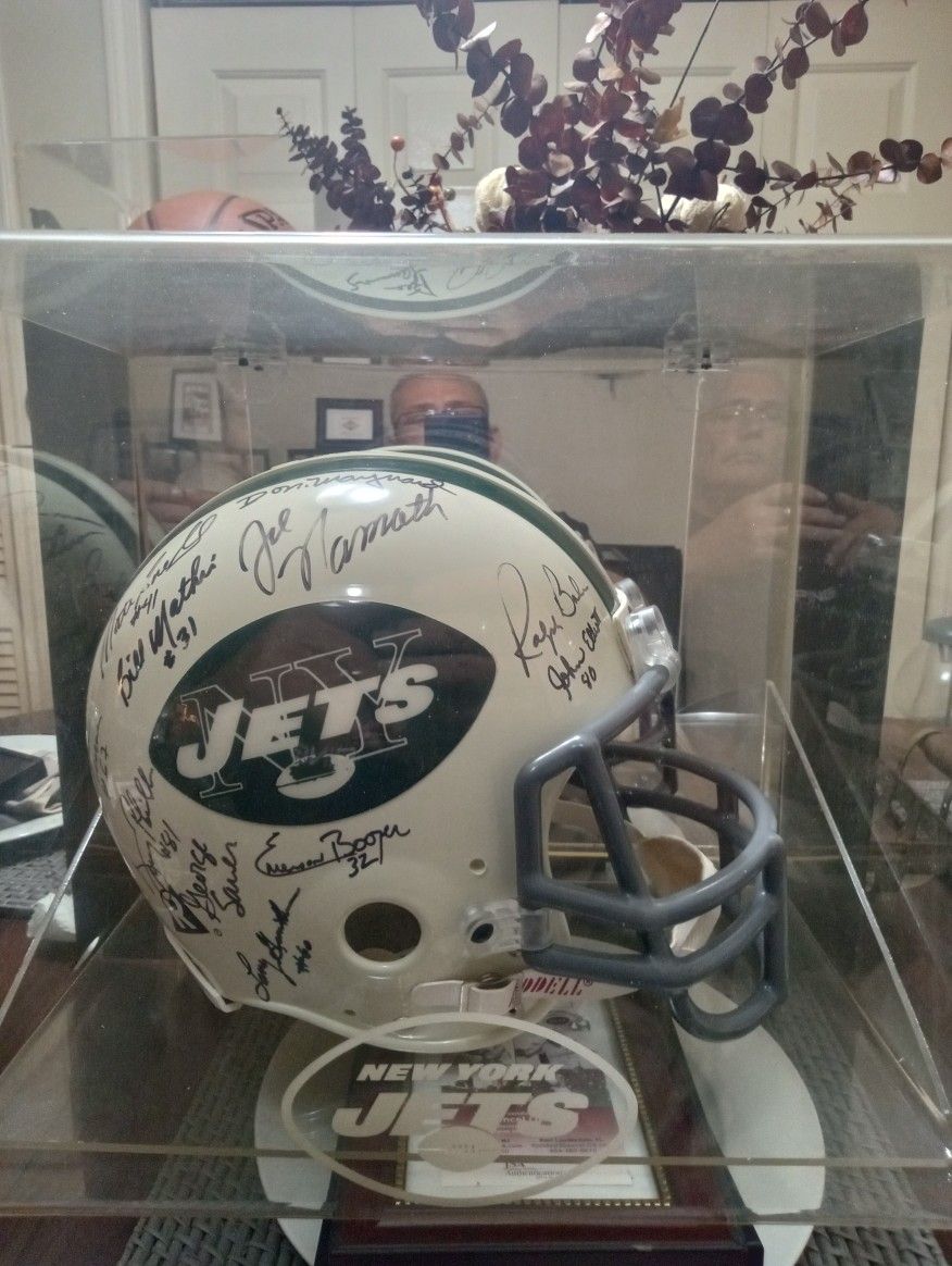 1969 Super Bowl III Joe Namath And Team Signed Helmet With JSA Letter Of Authenticity In Case