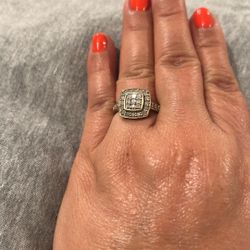 .75CTW ROUND WHITE DIAMOND 10K YELLOW GOLD RING