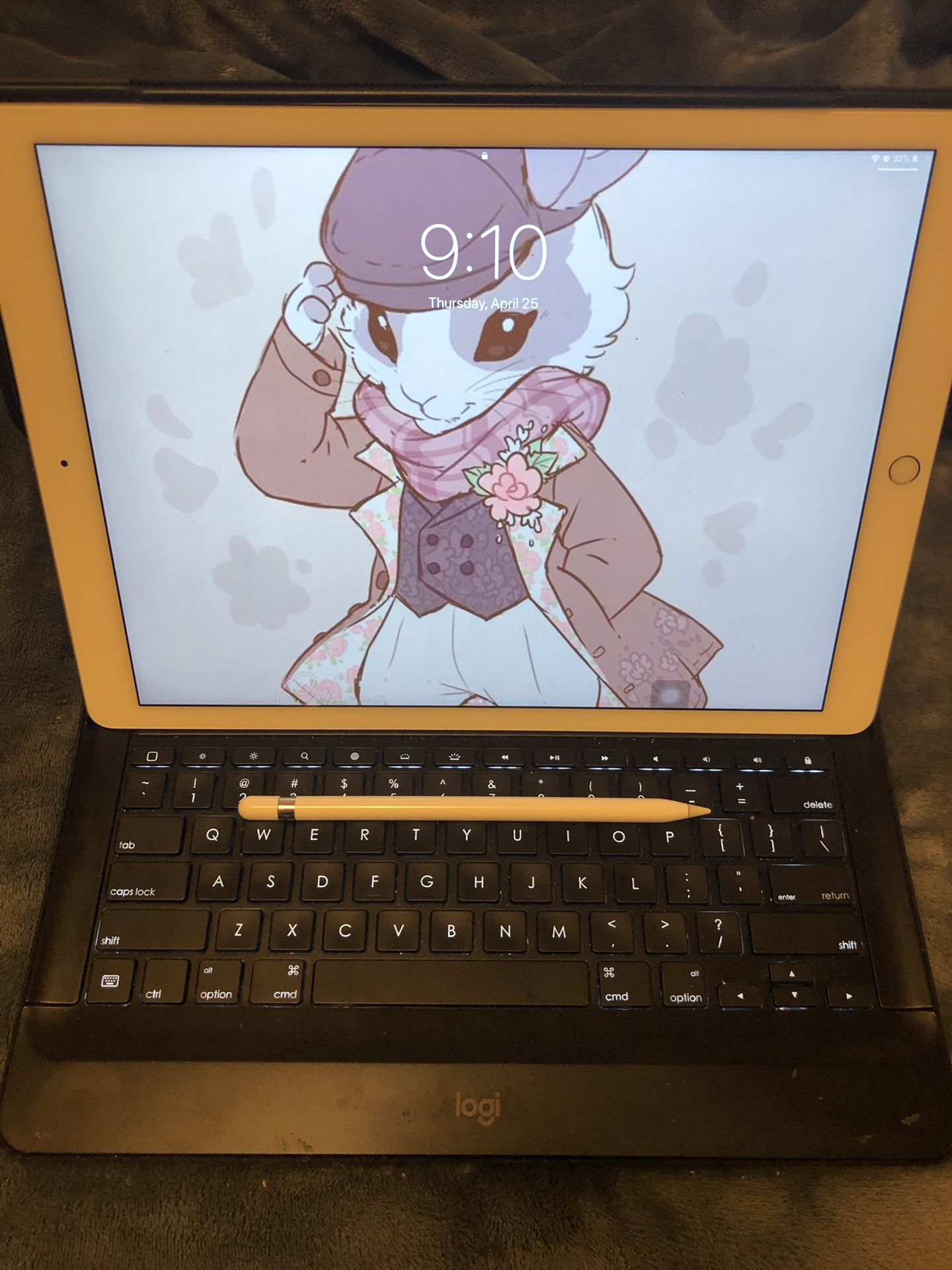 iPad Pro, keyboard case and Apple Pencil