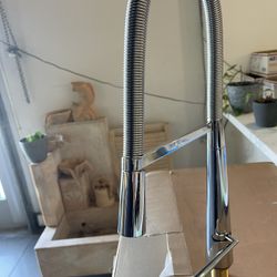 Kitchen Or Bathroom Faucet
