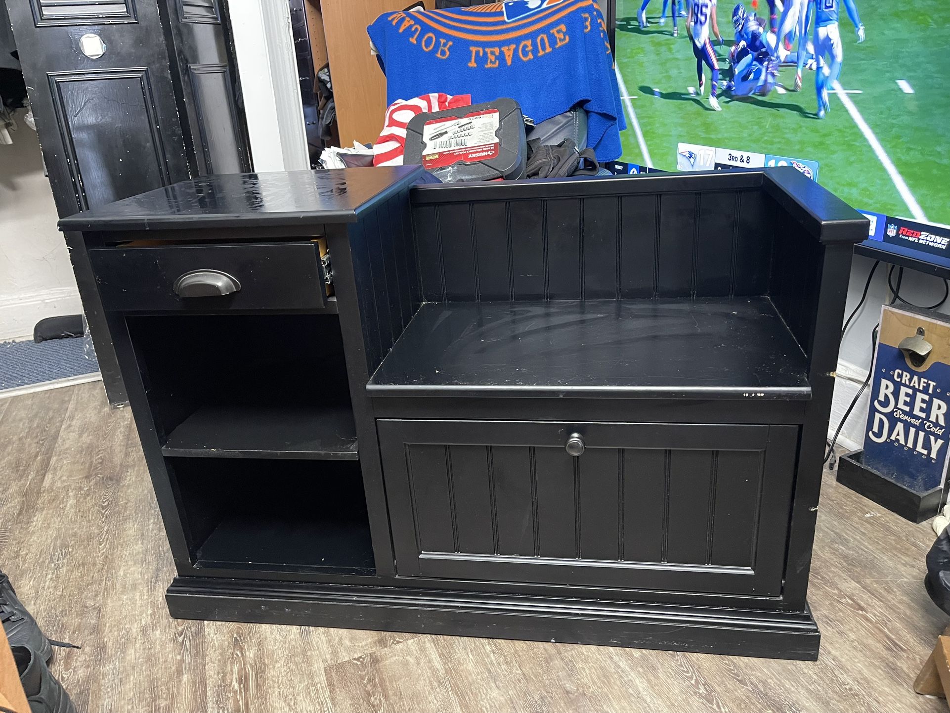 Entryway Bench with Storage Space