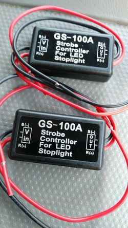 2pcs GS-100A Car Flash Strobe Controller Box Module for LED Brake Tail Stop Light Car styling