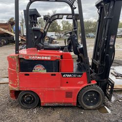 Forklift Raymond 5000 Lbs 