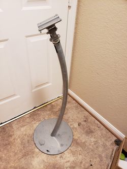 Standing curved tablet Ipad stand Without Casing