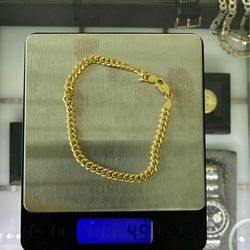 Gold bracelet