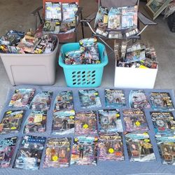 Star Trek Figurines Unopened, Multiple Series