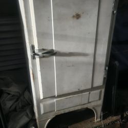 Vintage Fridge/freezer