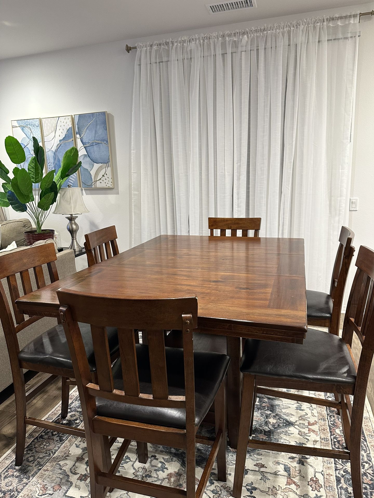 Dining table with 6  chairs