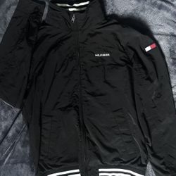 tommy hilfiger windbreaker jacket