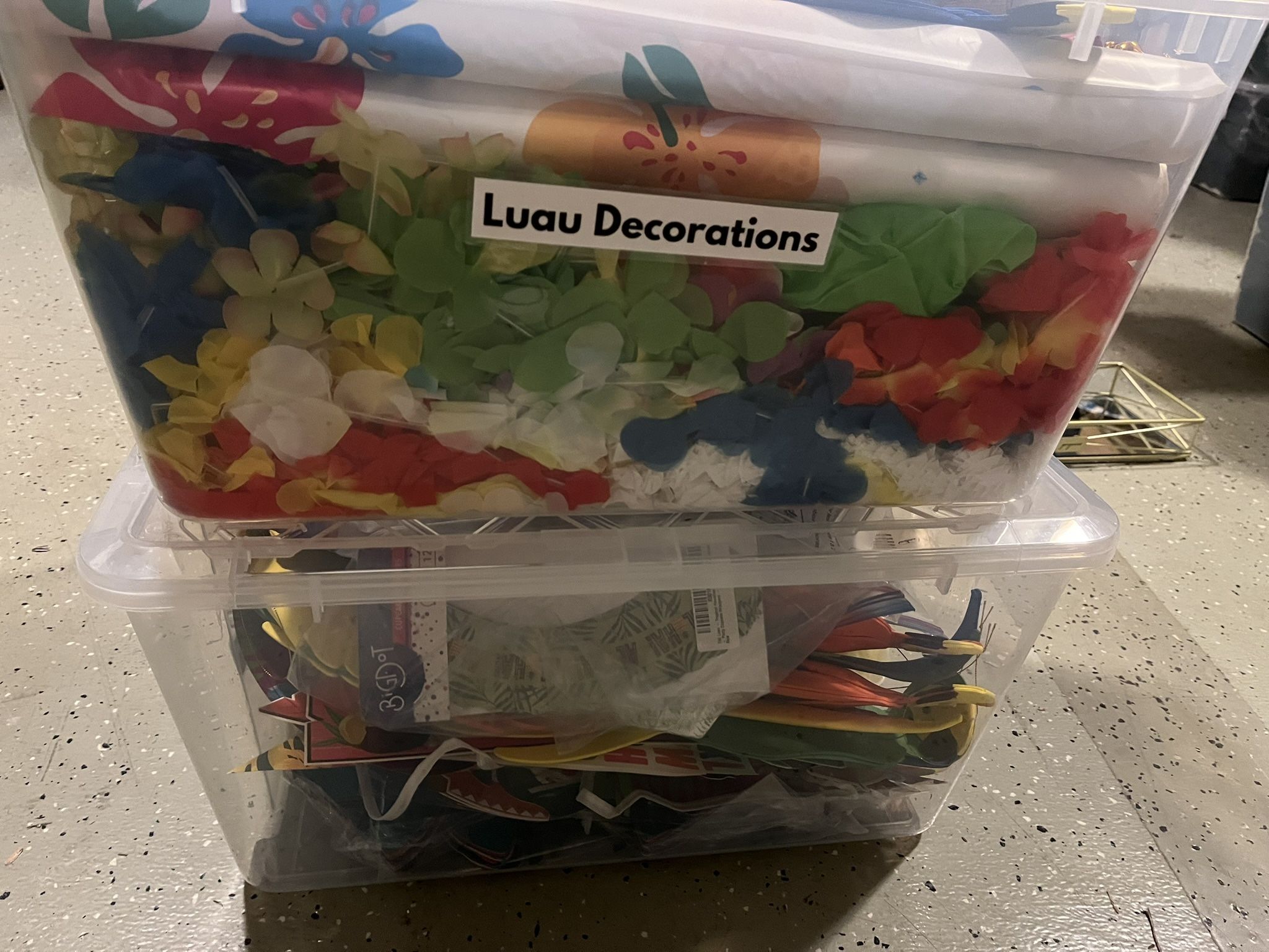 2 Bins Of Tropical Party Decor